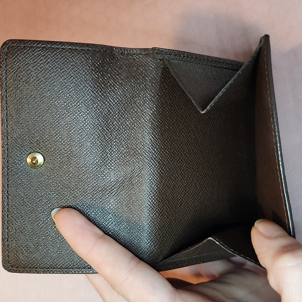 Louis Vuitton Damier Wallet - Picture 4 of 14